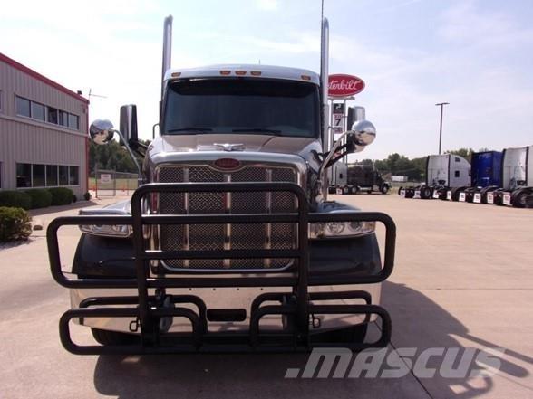 Peterbilt 567 Седельные тягачи