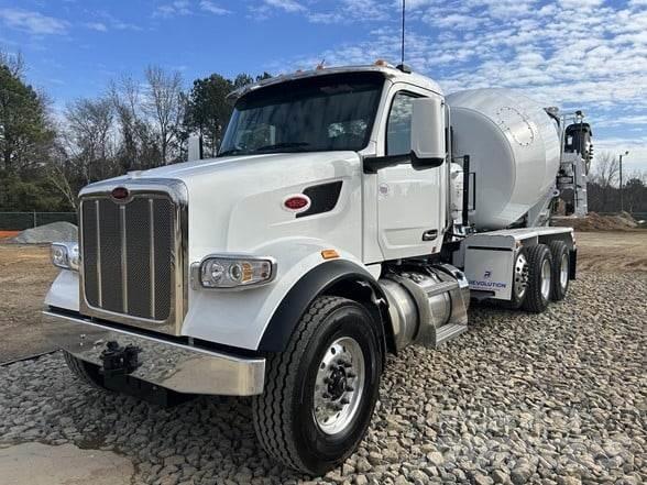 Peterbilt 567 Строительная техника - Другие