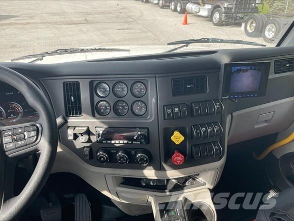 Peterbilt 567 Грузовики-Самосвалы