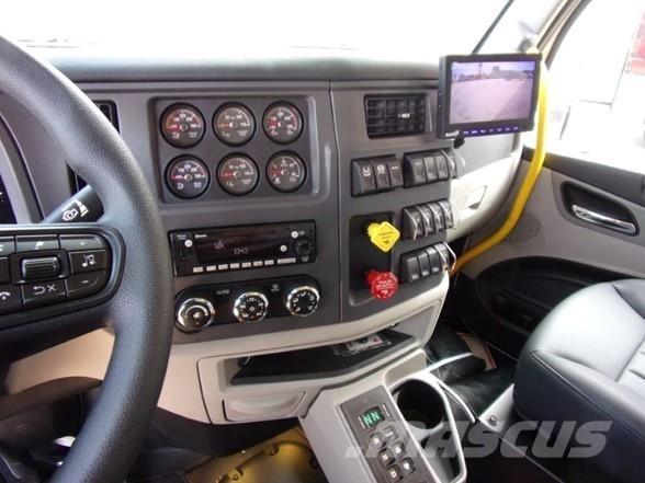 Peterbilt 567 Грузовики-Самосвалы