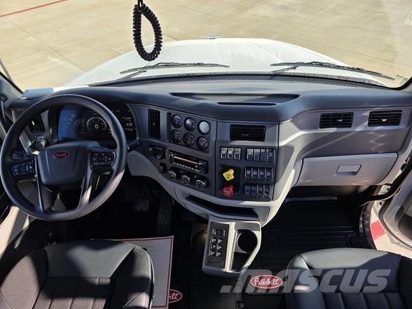 Peterbilt 567 Грузовики-Самосвалы