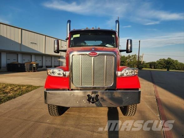 Peterbilt 567 Седельные тягачи