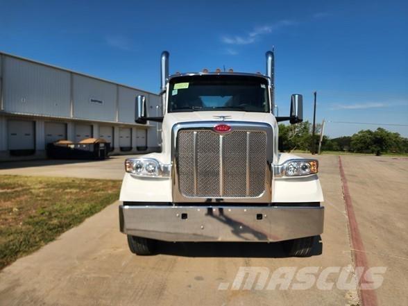 Peterbilt 567 Седельные тягачи