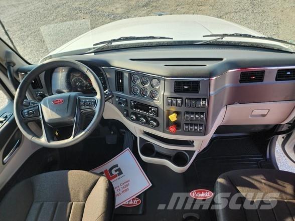 Peterbilt 567 Седельные тягачи