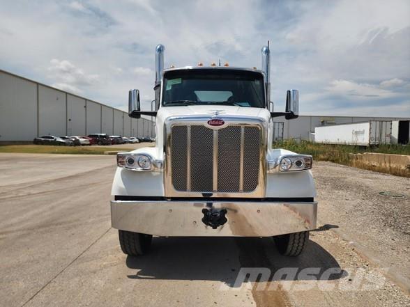 Peterbilt 567 Седельные тягачи