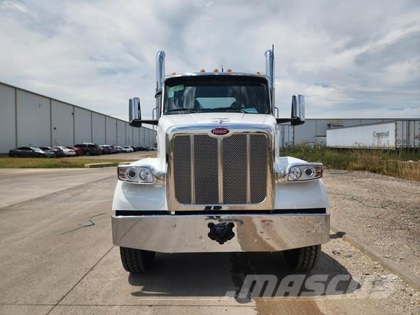 Peterbilt 567 Седельные тягачи