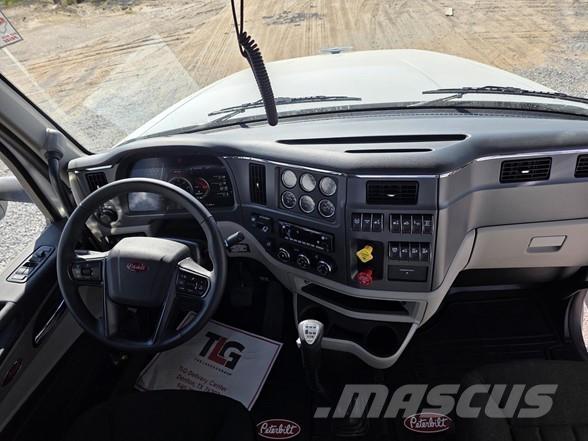 Peterbilt 567 Седельные тягачи