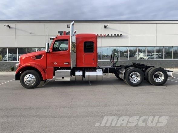 Peterbilt 567 Седельные тягачи