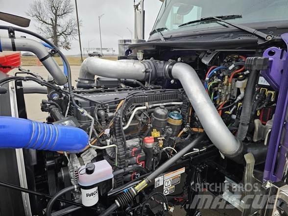 Peterbilt 589 Седельные тягачи