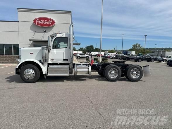 Peterbilt 589 Седельные тягачи