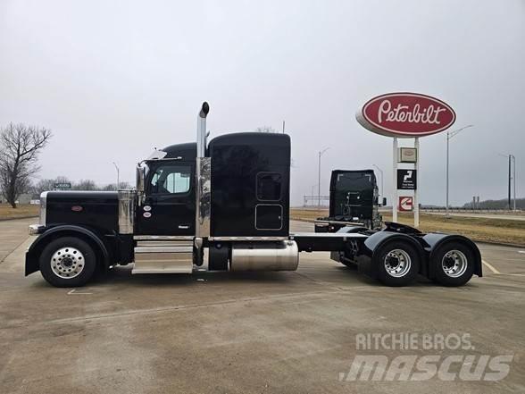 Peterbilt 589 Седельные тягачи