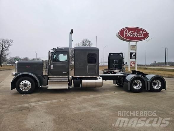 Peterbilt 589 Седельные тягачи