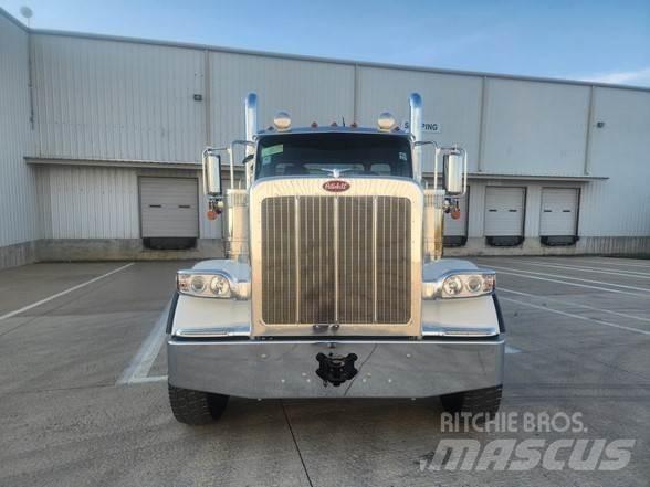 Peterbilt 589 Седельные тягачи