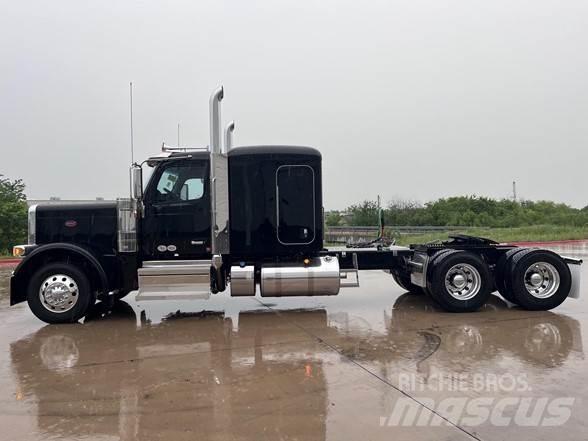 Peterbilt 589 Седельные тягачи