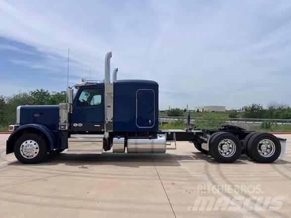 Peterbilt 589 Седельные тягачи