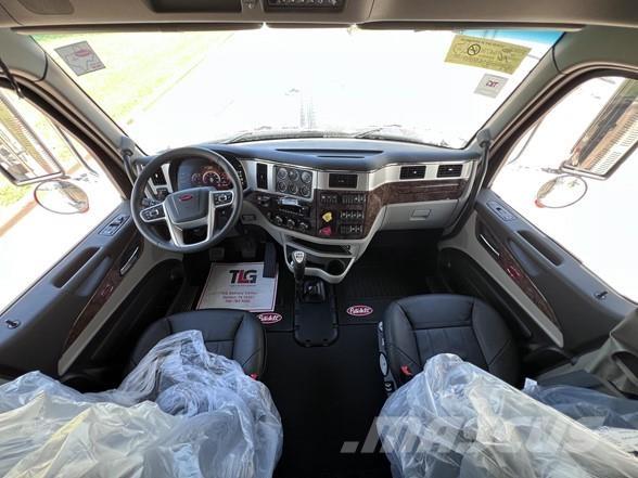 Peterbilt 589 Седельные тягачи