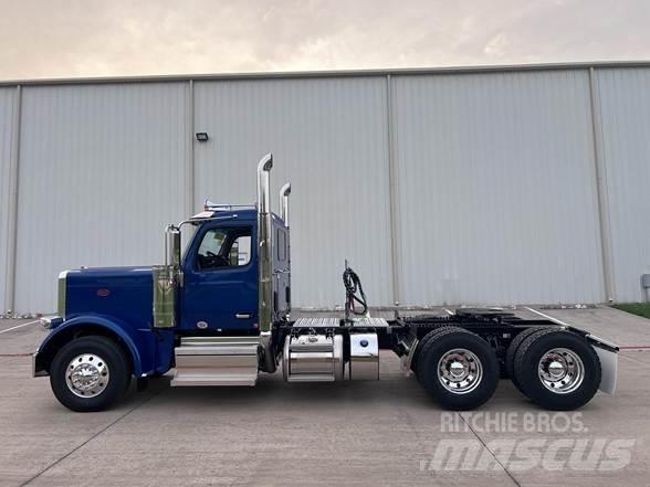Peterbilt 589 Седельные тягачи