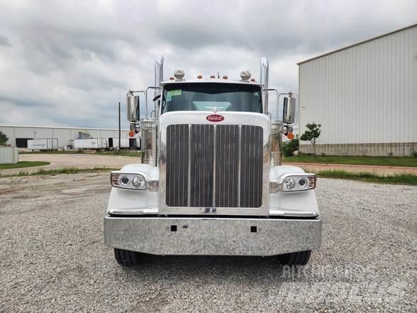 Peterbilt 589 Седельные тягачи