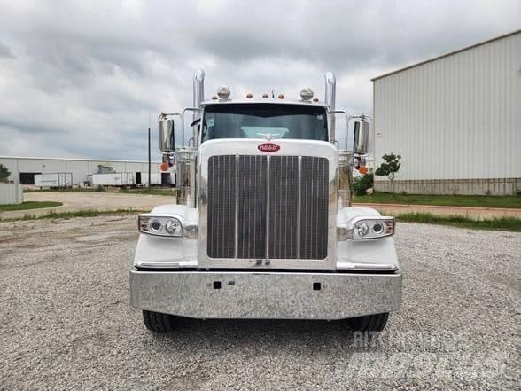 Peterbilt 589 Седельные тягачи
