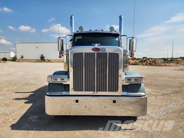 Peterbilt 589 Седельные тягачи