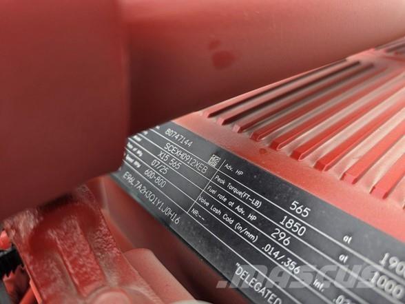 Peterbilt 589 Седельные тягачи