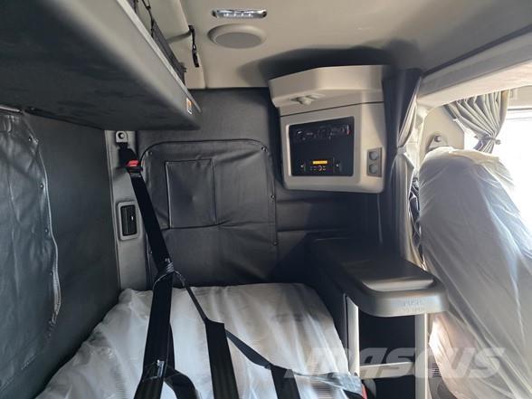 Peterbilt 589 Седельные тягачи