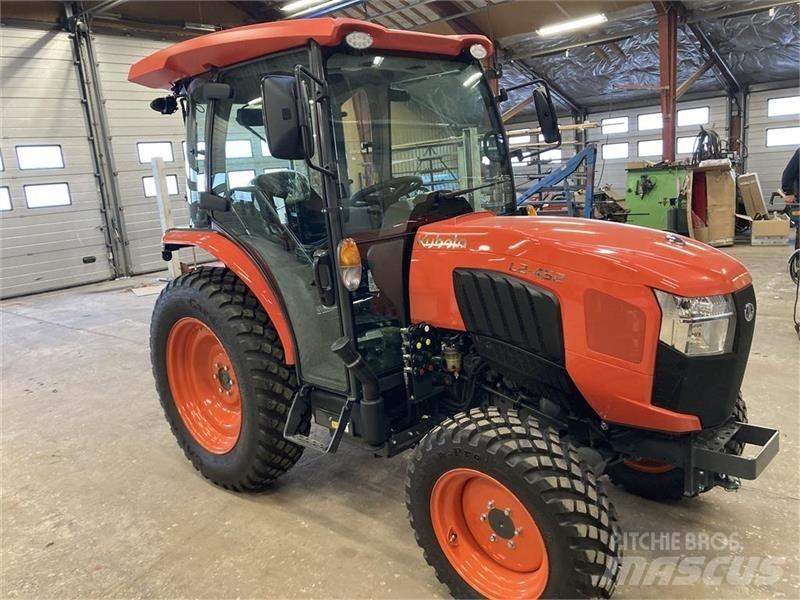 Kubota L2-452 Коммунальные тракторы