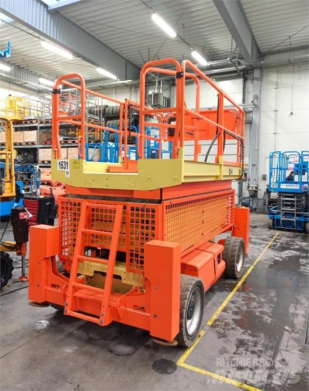 JLG 4069 Ножничные подъемники