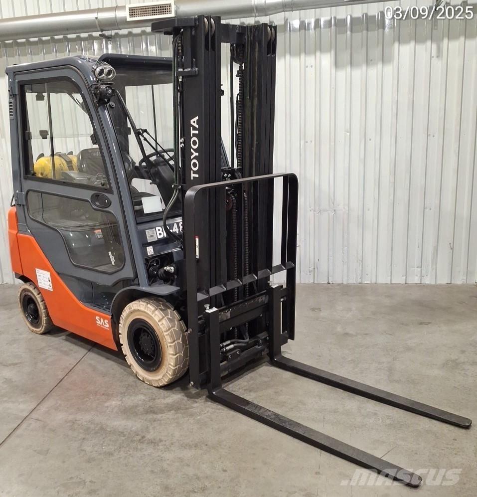 Toyota 02-8FGF15 Газовые погрузчики