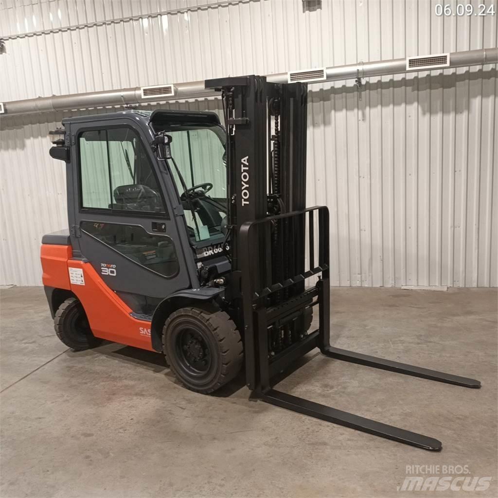 Toyota 52-8FDF30 Дизельные погрузчики