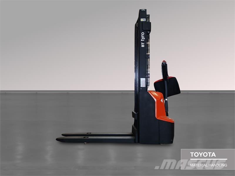 BT SHE100 Ручные штабелёры