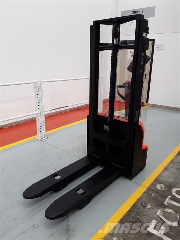 BT SHE100 Ручные штабелёры