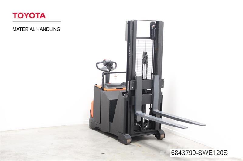 BT SWE120 Ручные штабелёры с электроподъёмом