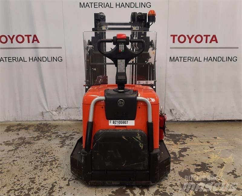 BT SPE120XR Ручные штабелёры с электроподъёмом