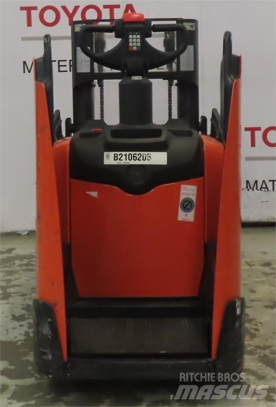 BT SPE200D Самоходные электроштабелёры