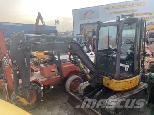 Komatsu PC26MR-3 Мини-экскаваторы