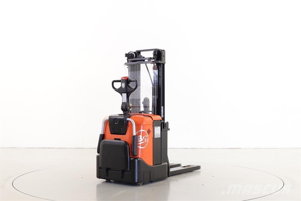 BT SPE125 Ручные штабелёры с электроподъёмом