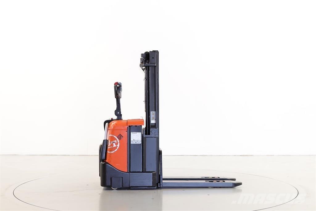 BT SPE125 Ручные штабелёры с электроподъёмом