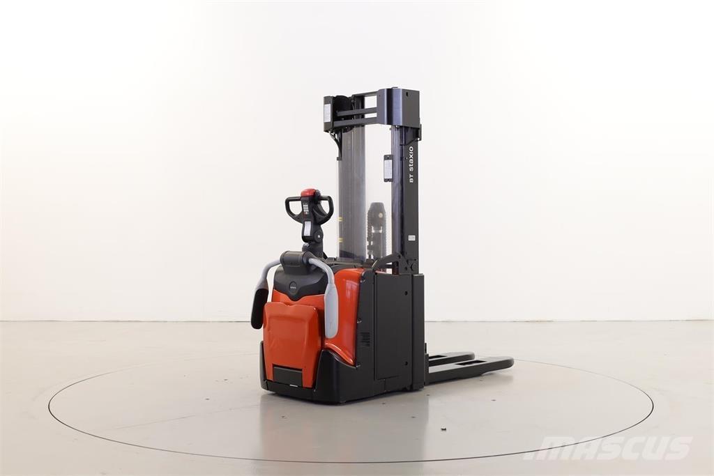 BT SPE140 L Ручные штабелёры с электроподъёмом