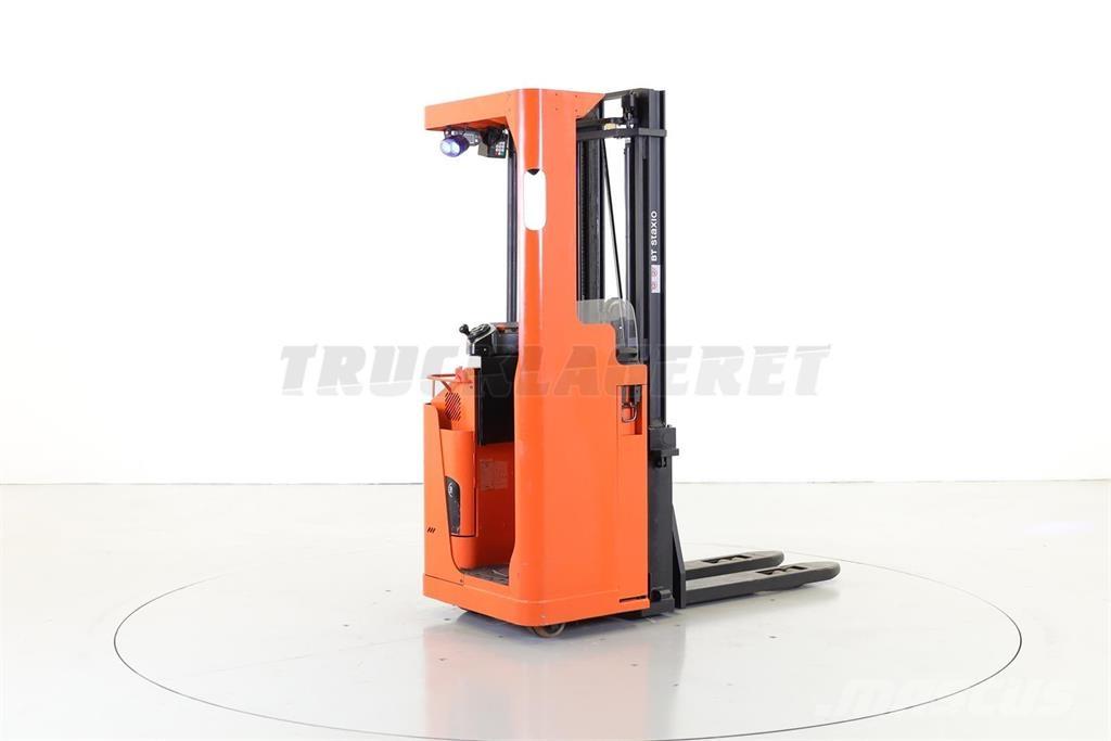 BT SSE 135 Самоходные электроштабелёры