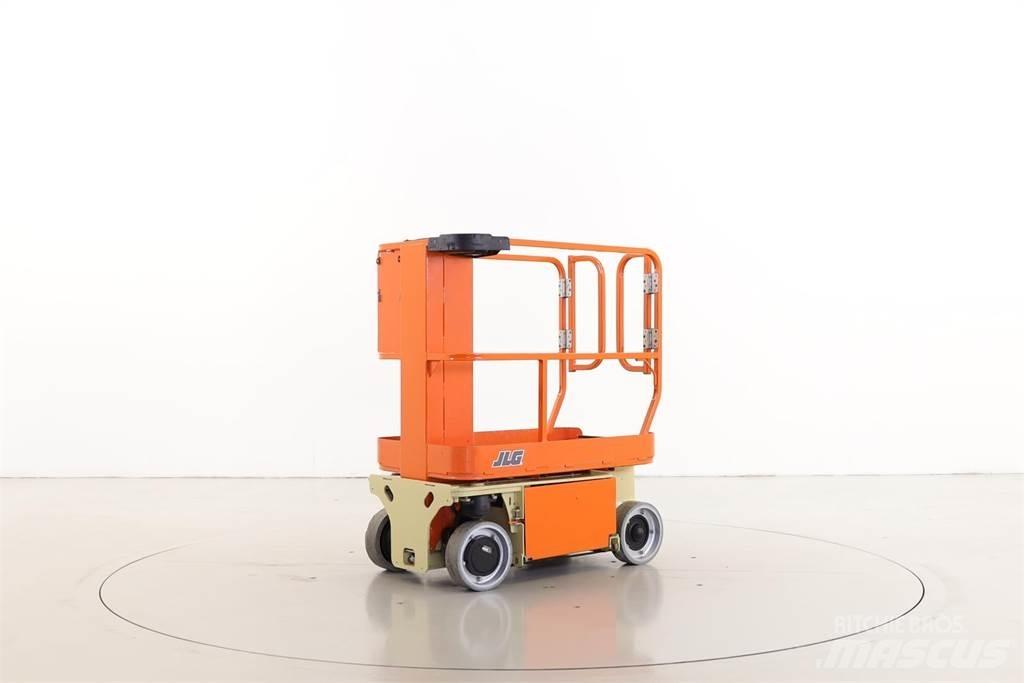 JLG 1230ES Вертикальные мачтовые подъемники