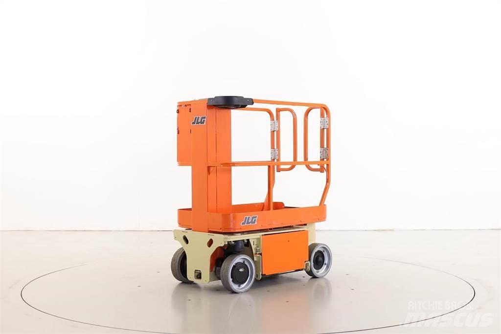JLG 1230ES Вертикальные мачтовые подъемники