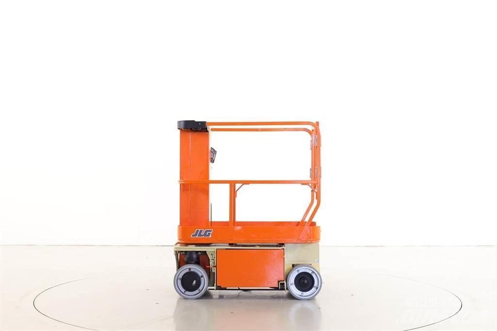 JLG 1230ES Вертикальные мачтовые подъемники