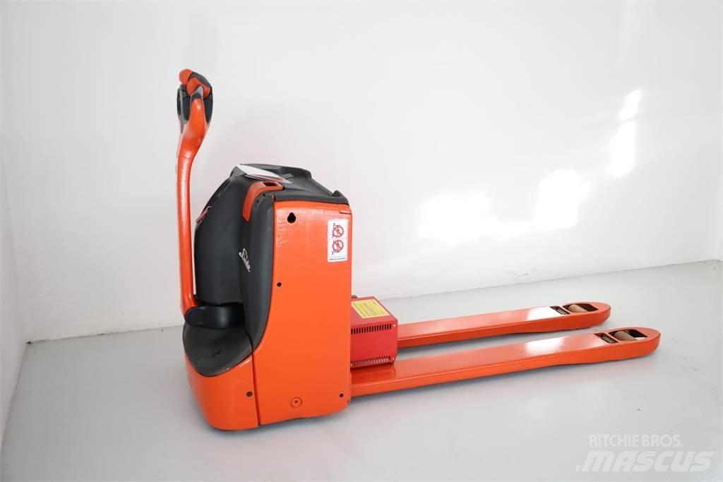 Linde T-18 Ручные электрические тележки