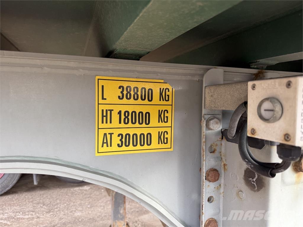 Kel-Berg 65 m3. Самосвальные полуприцепы