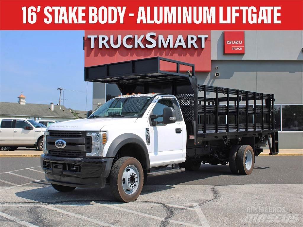 Ford F550 Грузовики-платформы/боковая разгрузка