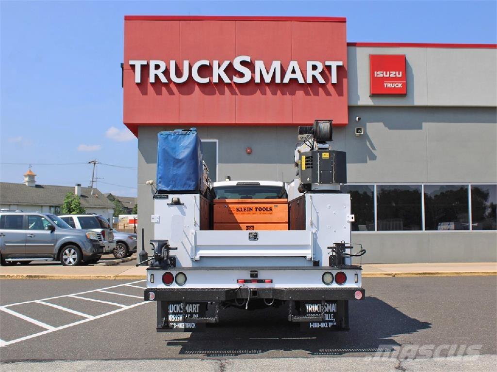 Ford F550 Комбинированные дорожные машины