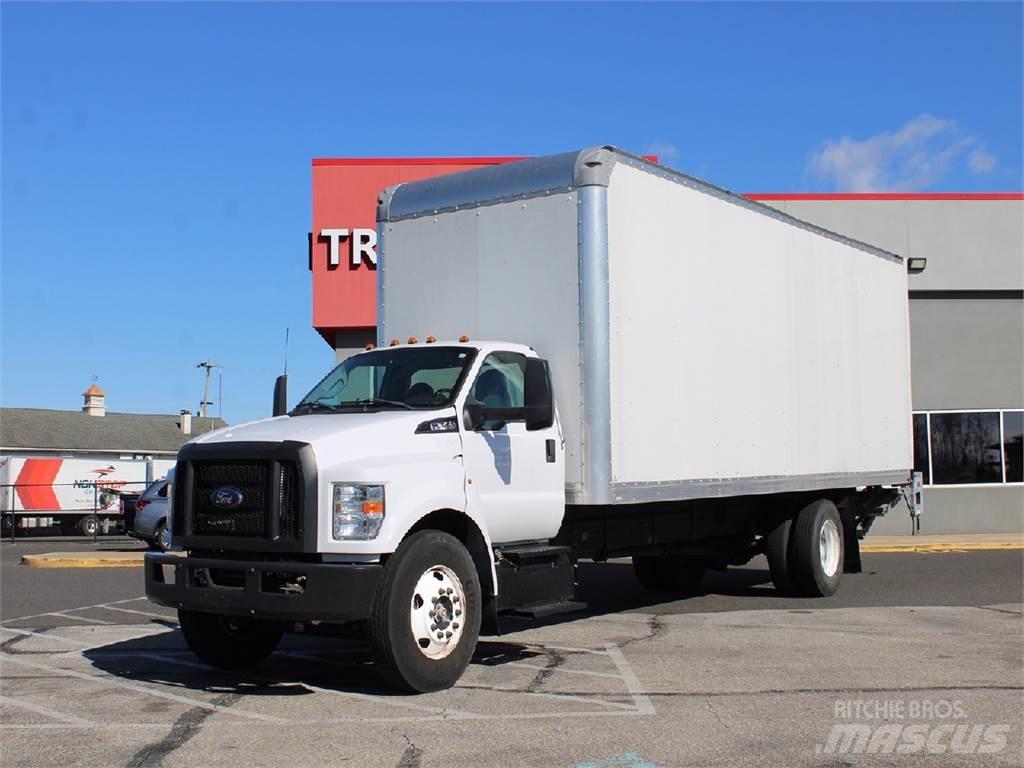 Ford F650 Грузовики-Фургоны