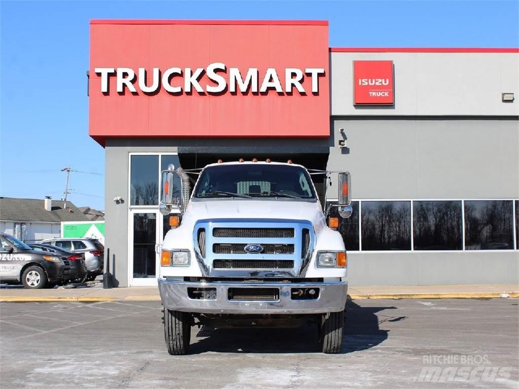 Ford F750 Грузовики-Самосвалы