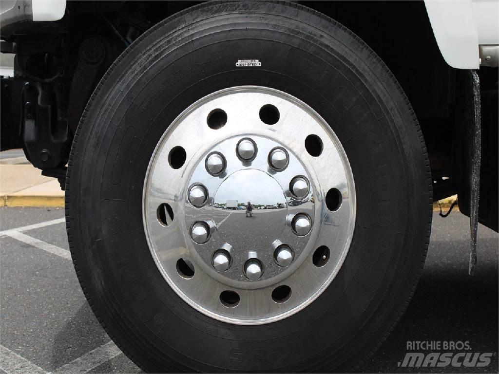 GMC 7500 Грузовики-Самосвалы